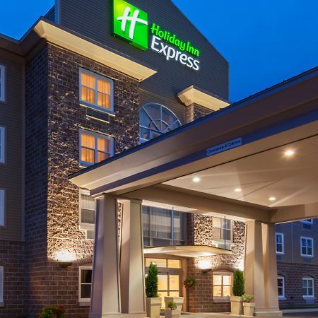 Holiday Inn Express Deer Lake, An Ihg Hotel Bagian luar foto