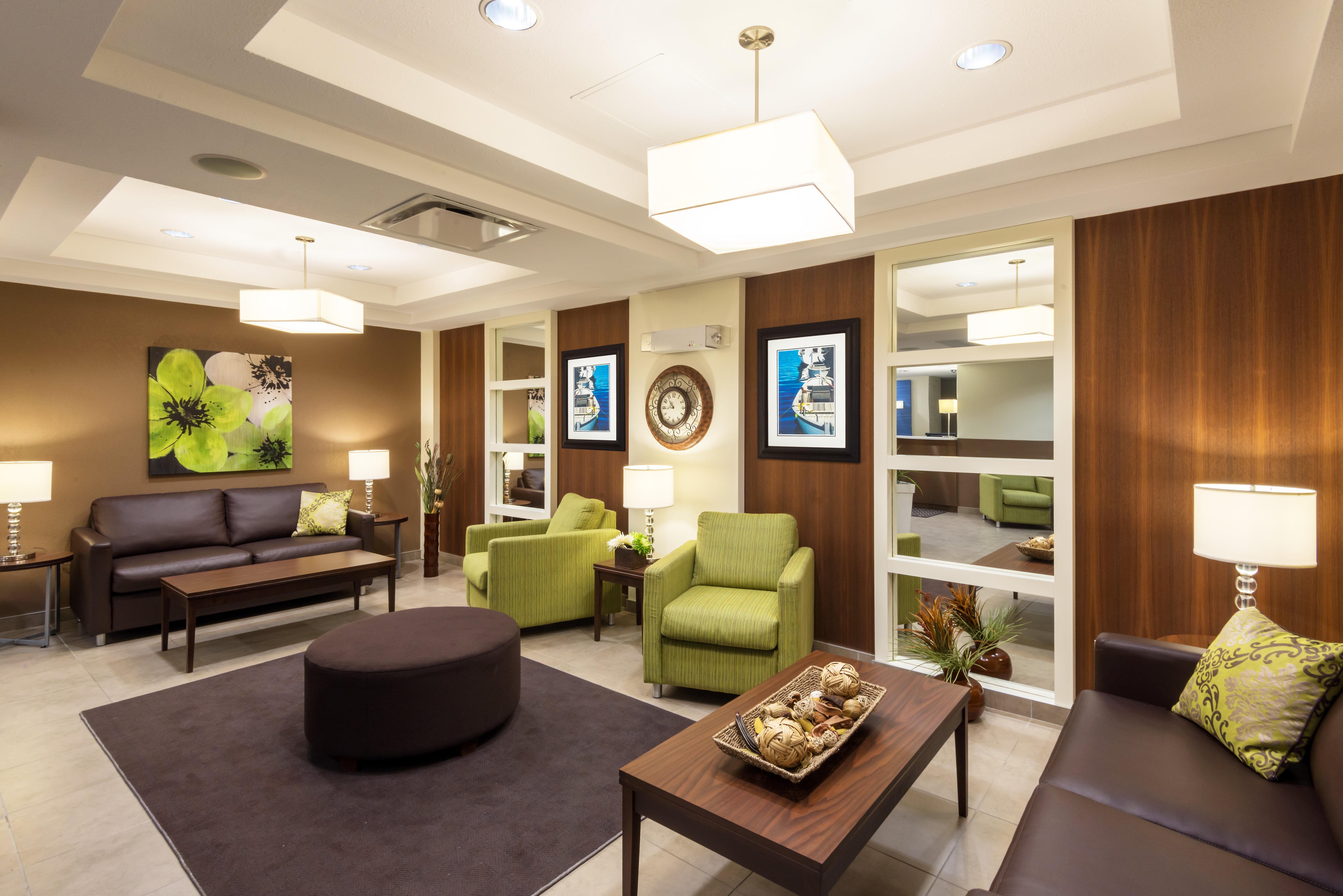 Holiday Inn Express Deer Lake, An Ihg Hotel Bagian luar foto